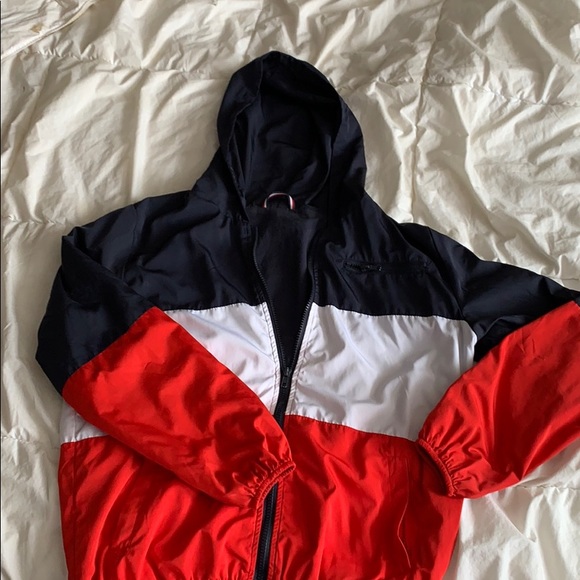 Brandy Melville Jacket - Picture 2 of 2